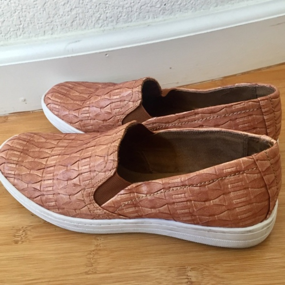 Sundance Loafer